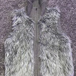 Girls fuzzy vest